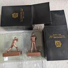 阪神タイガース タイガース創設90周年記念オブジェ 藤川球児  中野拓夢　2体セットの画像