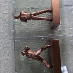 阪神タイガース タイガース創設90周年記念オブジェ 藤川球児  中野拓夢　2体セットの画像