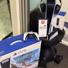 決まりました☆美中古 【保証あり】 PS5 本体 PULSE 3D ヘッドセット コントローラー充電スタンド の画像