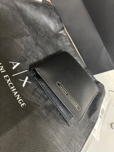 アルマーニエクスチェンジ財布