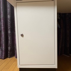 ⭐︎取引中⭐︎BISLEYデスク【2つのキャビネットの上に天板】