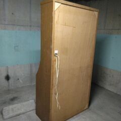 くろがね工作所製、ライティングデスクの画像