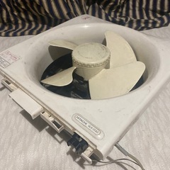 【T4】日立換気扇ULH-25A2 中古