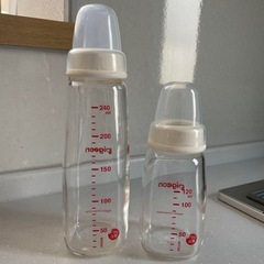 ピジョン スリムタイプ 哺乳瓶 2本セットの画像