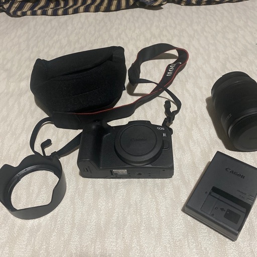 【T4】Canon EOS RP 24-105mm レンズ付き 付属品あり　中古