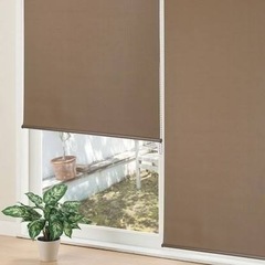 ニトリ　ロールスクリーン　5本　シェード　の画像
