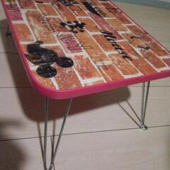 子供用デスクの画像