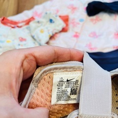 【お渡し完了】女の子　服・サンダル　100cmの画像