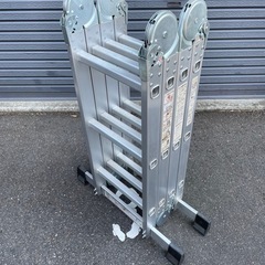 【引取先決定】多機能アルミはしご 4連 脚立 足場台 耐荷重:1...