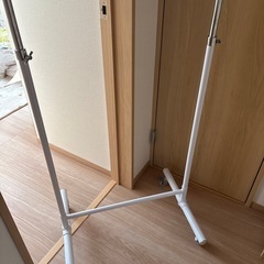 ポールハンガーの画像