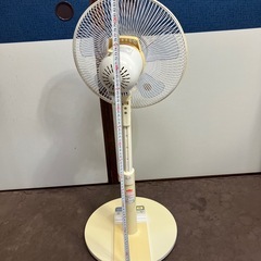 売却済み！５００円　兵庫県神戸市内！扇風機　２０１２年製の画像