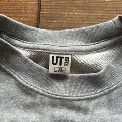 UNIQLO トレーナー　130サイズの画像