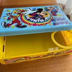 ディズニー購入ランチボックスの画像