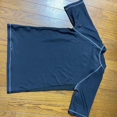 最終値下げ　 NIKE 150 水着上下 の画像