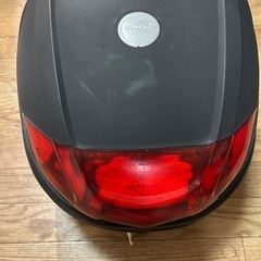 スズキ純正汎用リアボックスの画像