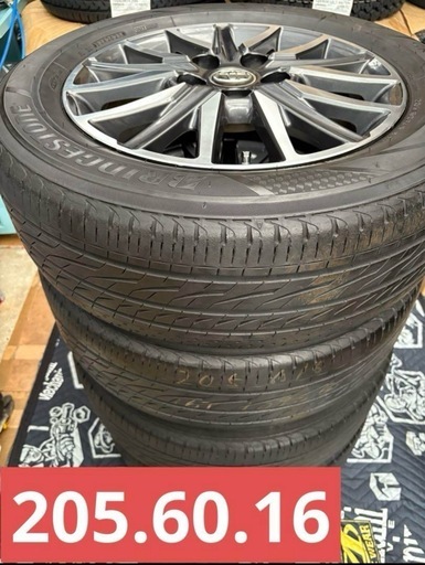 205/60R16 中古BSレグノタイヤ4本と中古ホイールと純正ナット付きの 