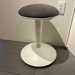 IKEA 　NILSERIK ニルスエリク　昇降チェア　の画像