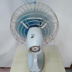 昭和レトロな扇風機の画像