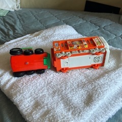 アンパンマン列車玩具２つの画像