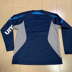 アンブロ　長袖　130cm ウェアの画像