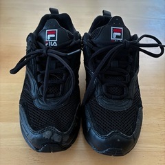 FILA スニーカー　ブラック