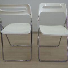 折りたたみチェア2脚（ホワイト）【小金井市民限定】（小金井市再生家具）品番：07-01-04 ※新規優先の画像