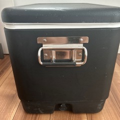 ジャンク品！【Coleman】 54QT スチールベルトクーラー ブラック の画像