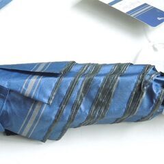 【ご成約済】Simple Line ネイビーのUVカット折りたたみ傘（新品・未使用）の画像