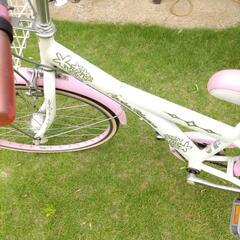 子供用自転車ピンク系交渉中の画像