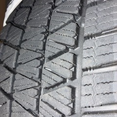 決まりました！ありがとうございました。【値下げしました】7/12まで【BS BLIZZAK DM-V3 225/65R17】スタッドレスタイヤ４本セットの画像