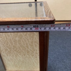 ガラスの人形ケースの画像
