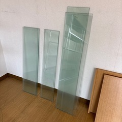 ガラス板