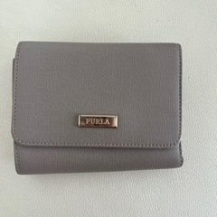 「新商品」に関するプレスリリース コンパクトウォレット フルラ FURLA 三つ折り財布 グレー 財布 小物