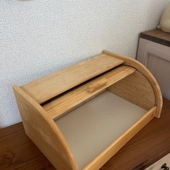 木製　ブレッドケースの画像