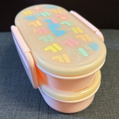 弁当箱　ランチボックス　２段　ピンク　ＦＩＬＡ　フィラ　電子レンジ可　容量６５０ｍｌの画像