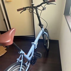 折りたたみ自転車の画像