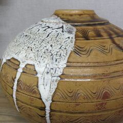 陶器花瓶　備前風デザインの画像