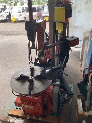 (値下げしました)タイヤチェンジャーサポート付き、タイヤバランスセット(引き取り限定）