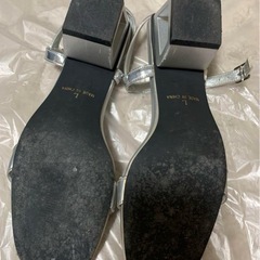 AZUL by moussy● ナローストラップサンダルの画像