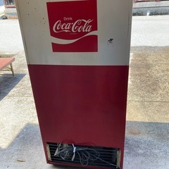 コカコーラの冷蔵庫　ビンテージの画像