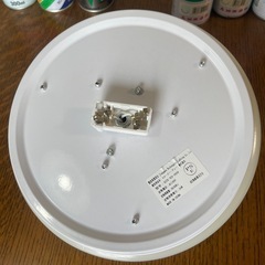 無料　カラースプレー、照明、コーキング剤の画像