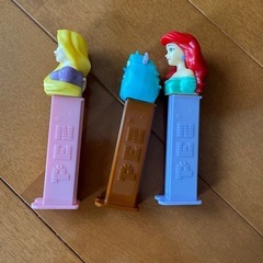 PEZ キャンディー入れの画像