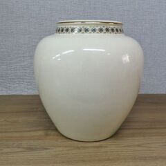 陶芸品　九谷焼風花瓶の画像