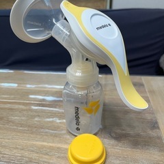 授乳セット　ほほえみミルク　ピジョン母乳実感　搾乳機　授乳ケープの画像