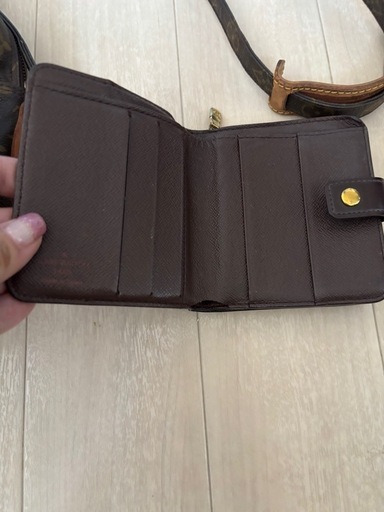 ルイヴィトン　ショルダーバック&ダミエ財布　2点セット　お安くどうぞ(❁ᴗ͈ˬᴗ͈)⁾⁾⁾ᵖᵉᵏᵒ
