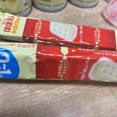 授乳セット　ほほえみミルク　ピジョン母乳実感　搾乳機　授乳ケープの画像