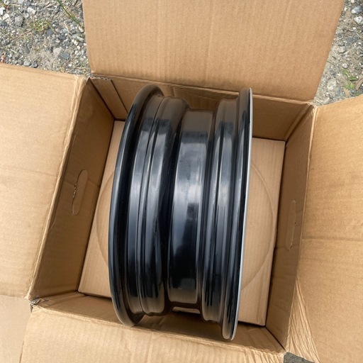 トヨタ　ヤリス純正タイヤホイール　14inch 中古 トヨタ ヤリス純正タイヤホイール 14inch 中古 - メルカリ