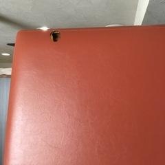 ジャンク品　施術用ベッドの画像