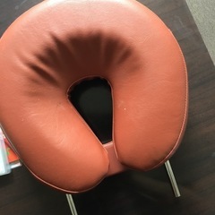 ジャンク品　施術用ベッドの画像