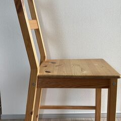 木製チェアの画像